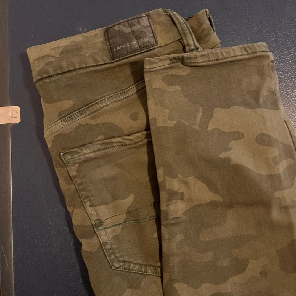 American Eagle Curvy Super Hi-Wasted Jegging